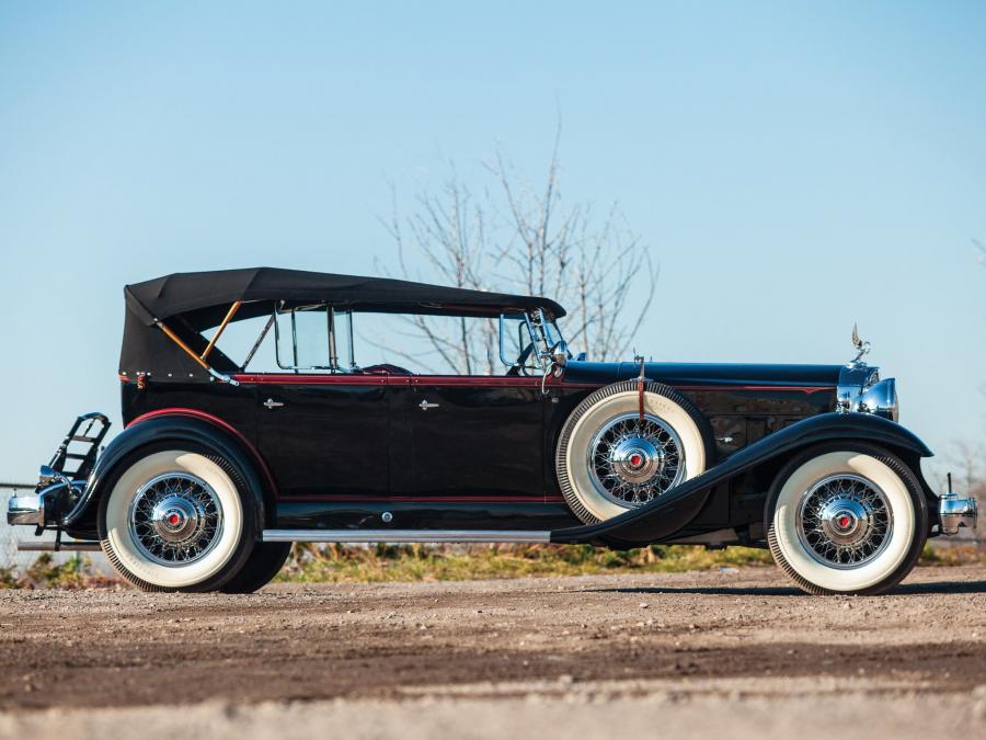  Packard Deluxe Eight Sport Phaeton 1932 года  (фото 6 из 9)